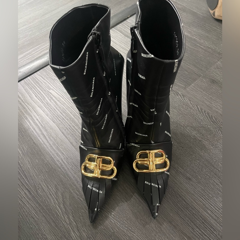 Balenciaga, rare to find, size 38